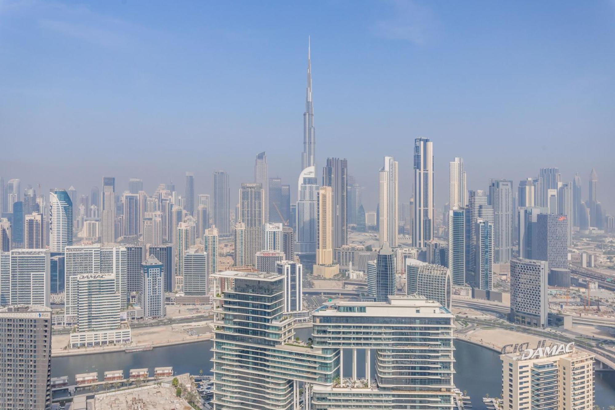 Globalstay Damac Towers By Paramount In Business Bay Dubai Exterior photo